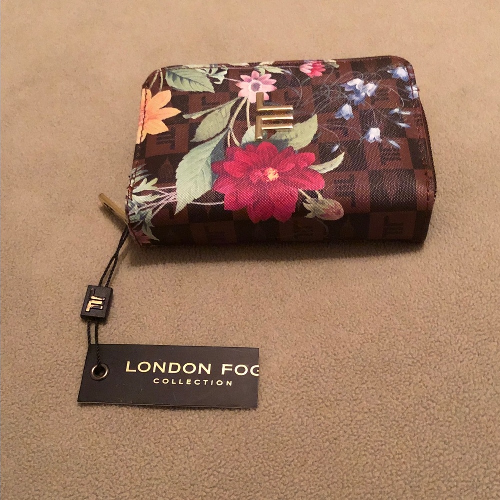 London Fog Floral Patterned Wallet